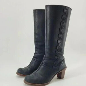Stylish Black Leather Knee-High  Boots